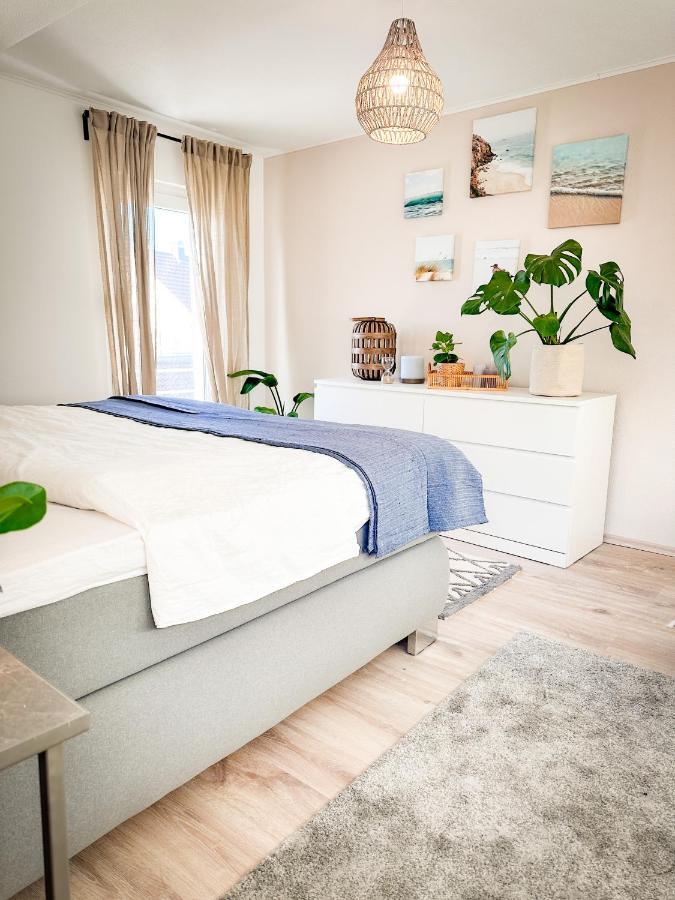Schoenes Modernes Einfamilienhaus Fuer 1 Bis 6 Personen Rimpar Bagian luar foto