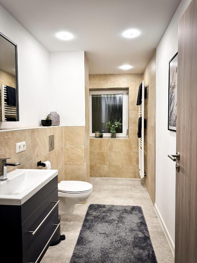 Schoenes Modernes Einfamilienhaus Fuer 1 Bis 6 Personen Rimpar Bagian luar foto
